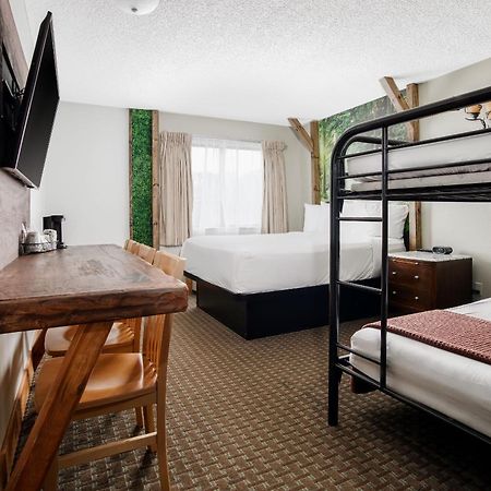 Natura Treescape Resort Wisconsin Dells Dış mekan fotoğraf