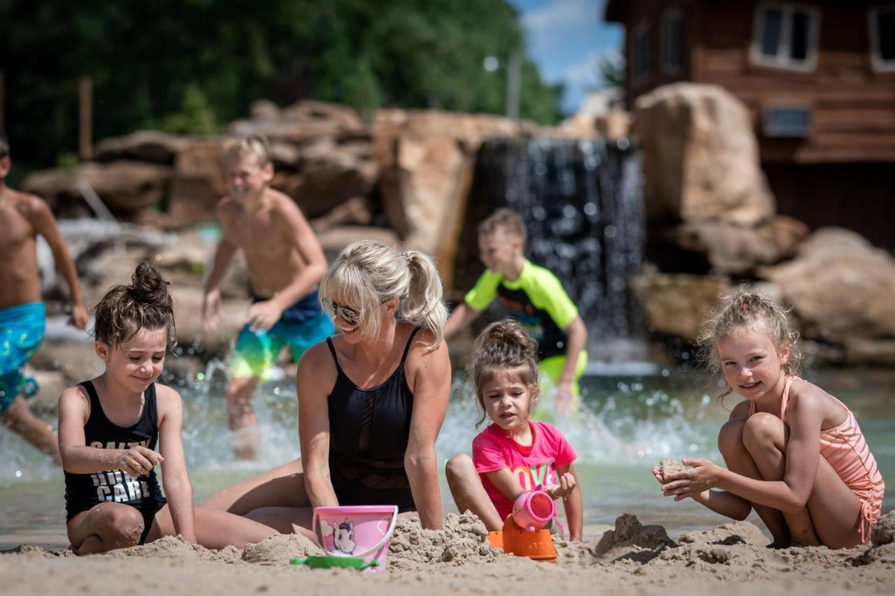 Natura Treescape Resort Wisconsin Dells Dış mekan fotoğraf